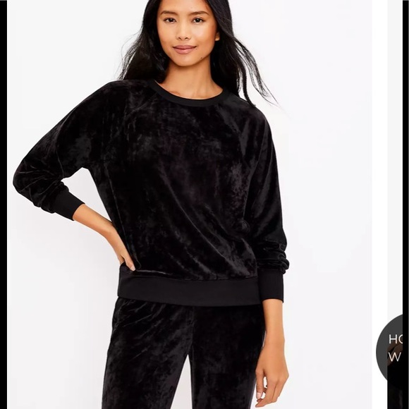 NWT Lou & Grey Crushed Velour Sweatshirt and Jogger SET - Picture 2 of 6